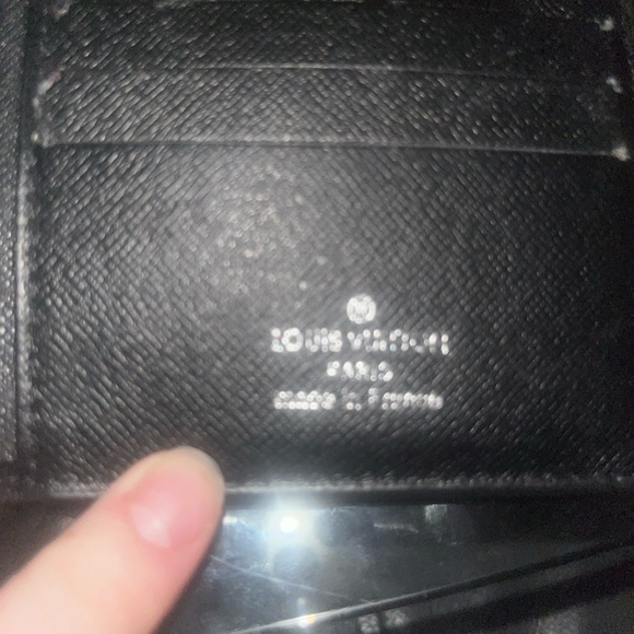 Louis Vuitton Men’s Wallet - Picture 5 of 5